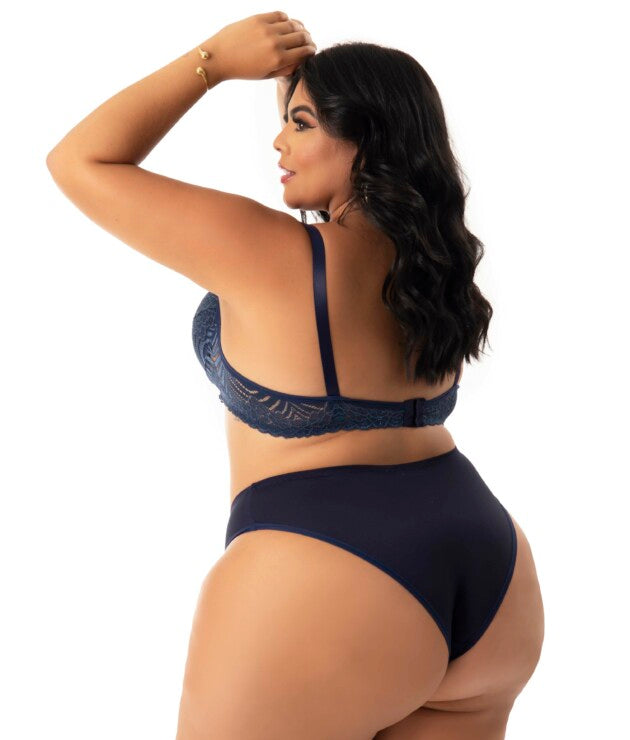 Conjunto Plus Size com renda vazada – Angela